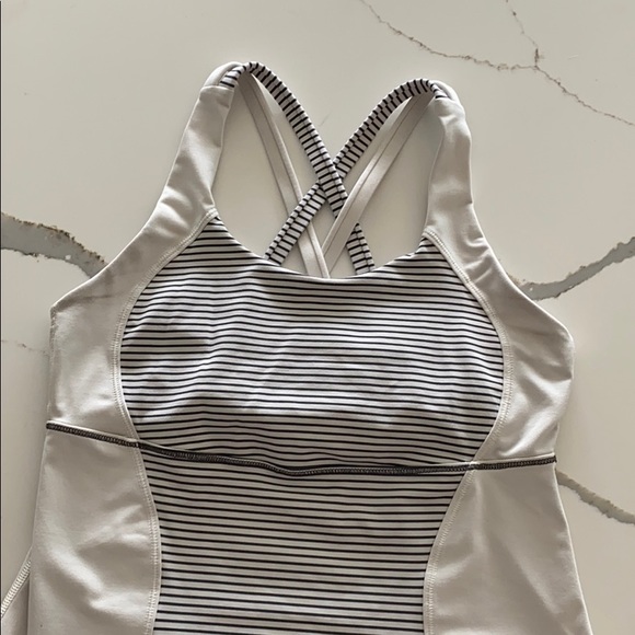 Lululemon Energy Tank white and black size 6 - Picture 2 of 5